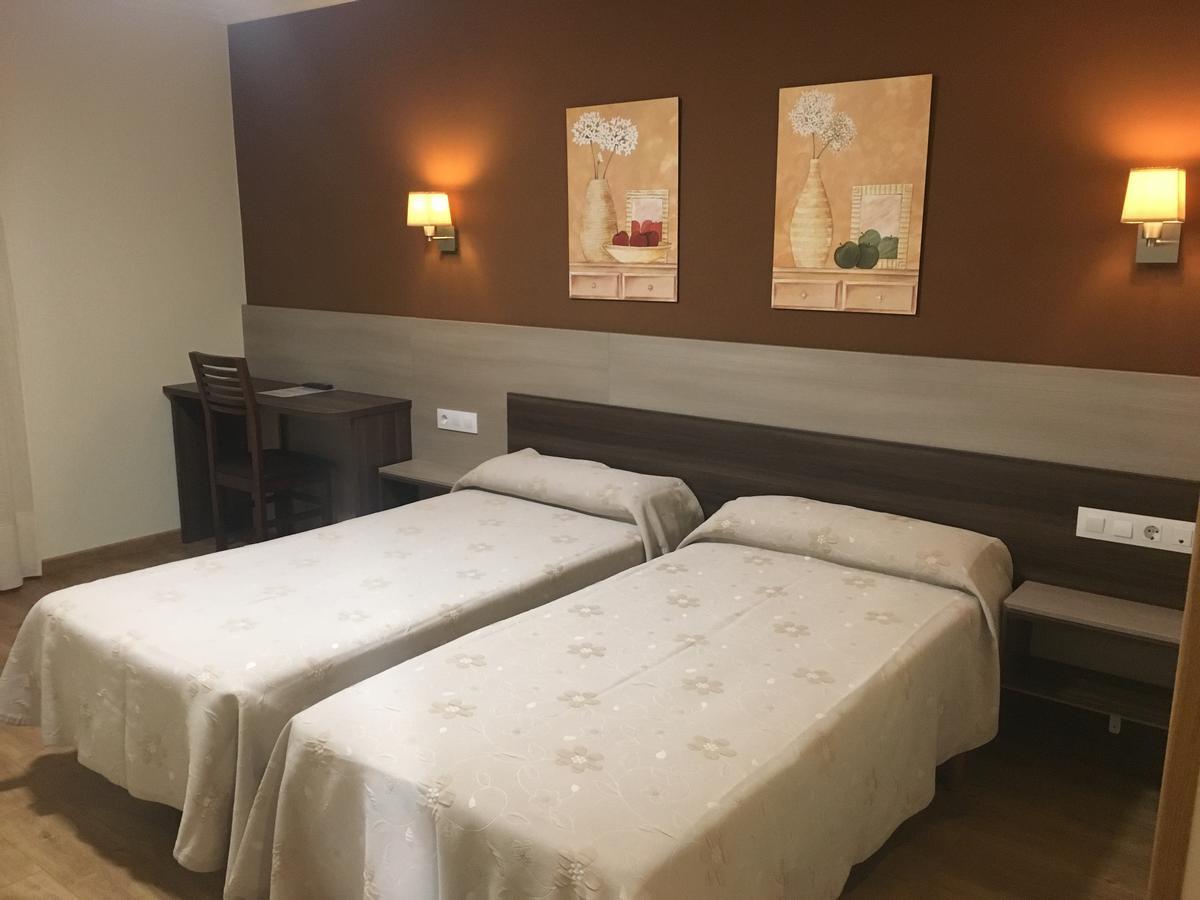 Pension Begona Arzúa 外观 照片