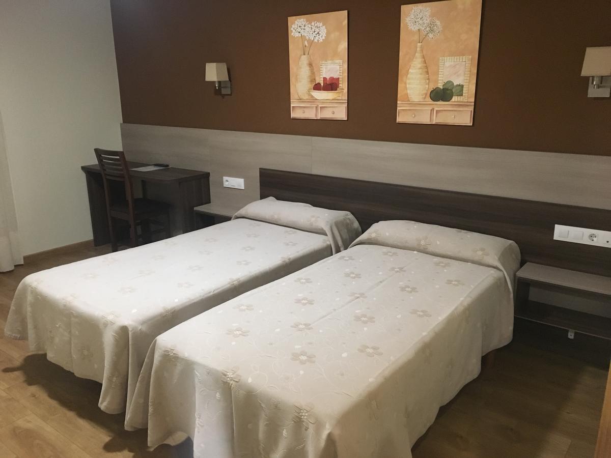 Pension Begona Arzúa 外观 照片