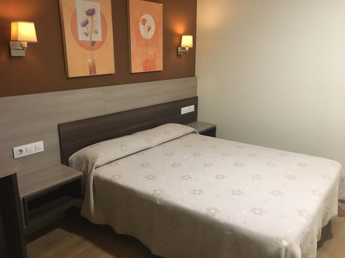 Pension Begona Arzúa 外观 照片