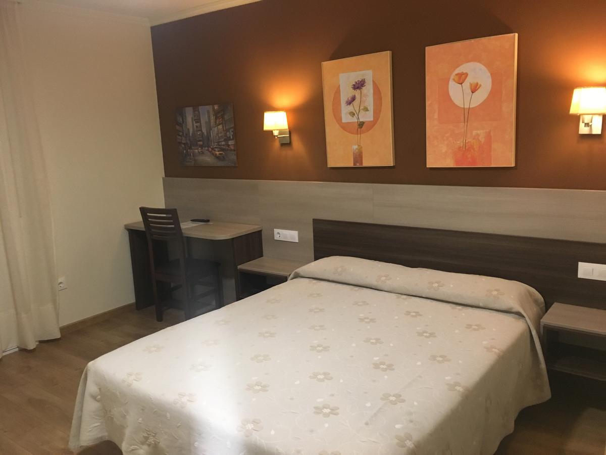 Pension Begona Arzúa 外观 照片