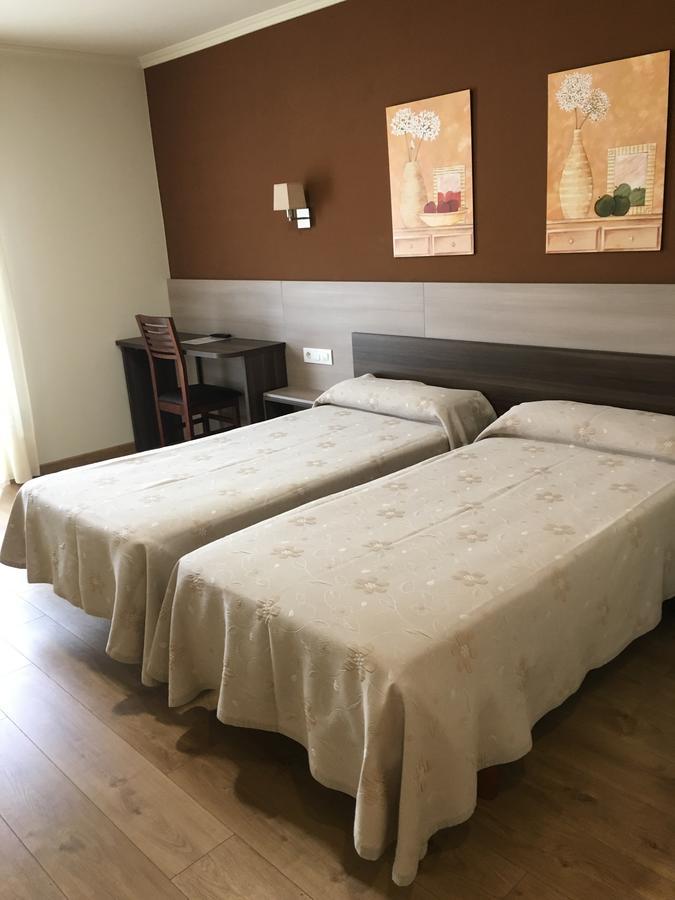 Pension Begona Arzúa 外观 照片