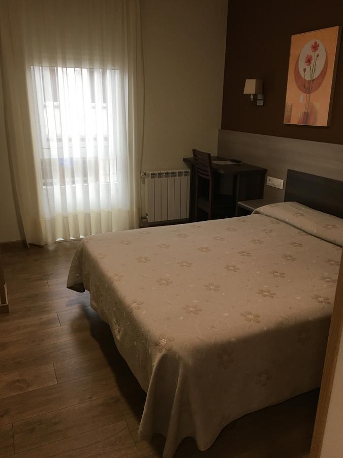 Pension Begona Arzúa 外观 照片